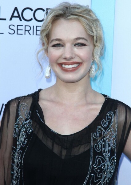 Sadie Calvano photo