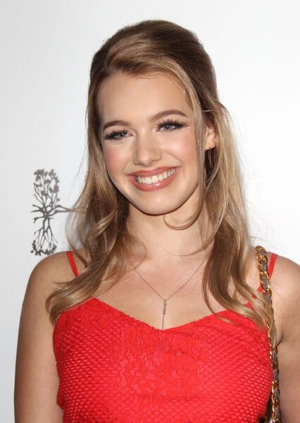 Sadie Calvano photo