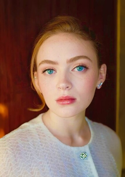 Sadie Sink photo