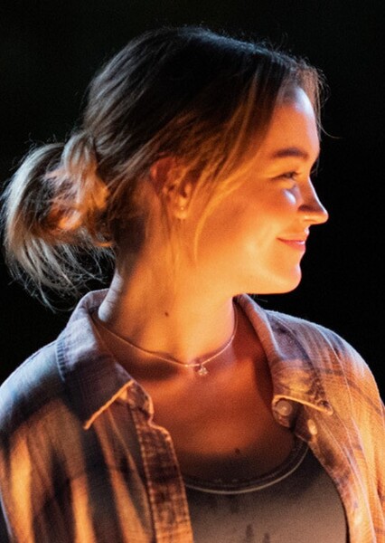 Sadie Stanley photo