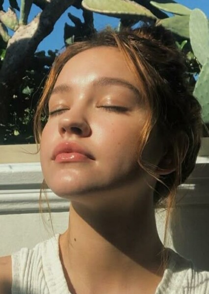 Sadie Stanley photo