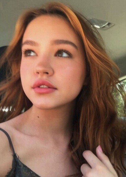 Sadie Stanley photo