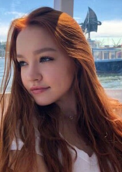 Sadie Stanley photo