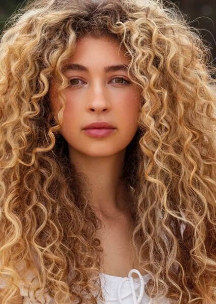 Safi Van Steen photo