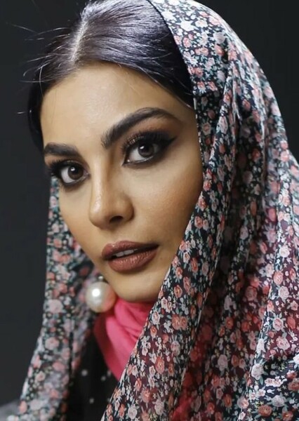 Sahra Asadollahi photo