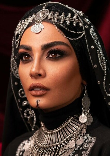 Sahra Asadollahi photo