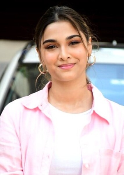 Saiee Manjrekar photo