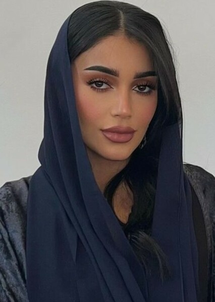 Salma Aldhmanei photo