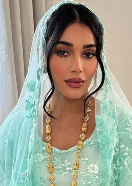 Salma Aldhmanei photo