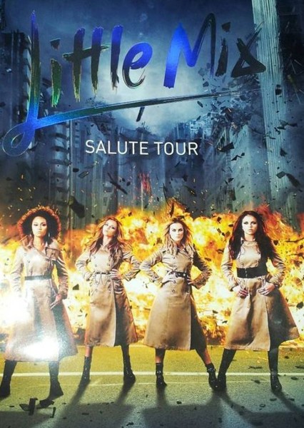 Salute photo