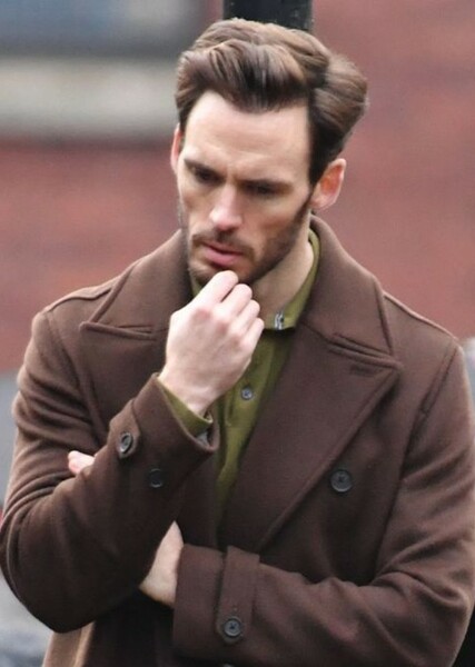Sam Claflin photo
