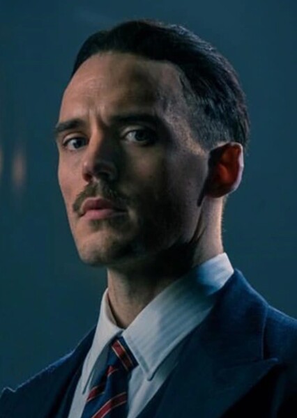Sam Claflin photo