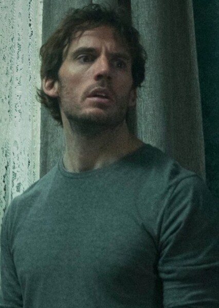 Sam Claflin photo