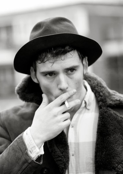Sam Claflin photo