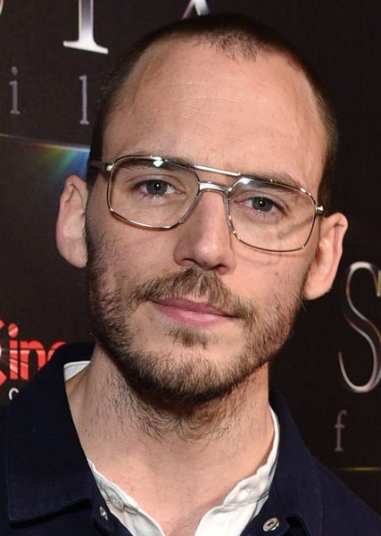 Sam Claflin photo