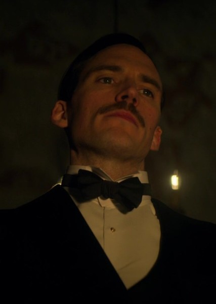 Sam Claflin photo