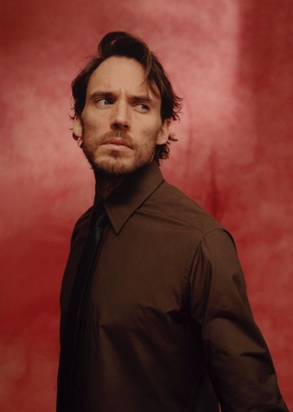 Sam Claflin photo