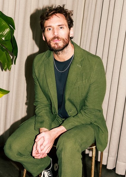 Sam Claflin photo