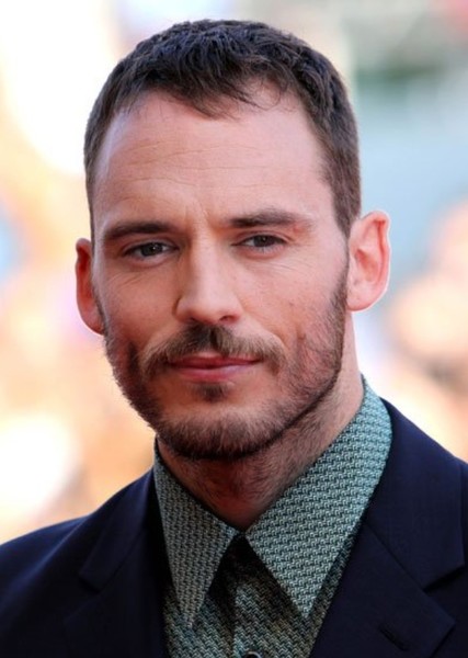 Sam Claflin photo