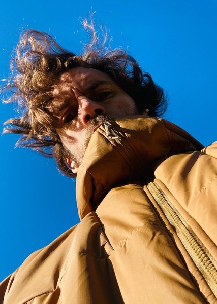 Sam Claflin photo