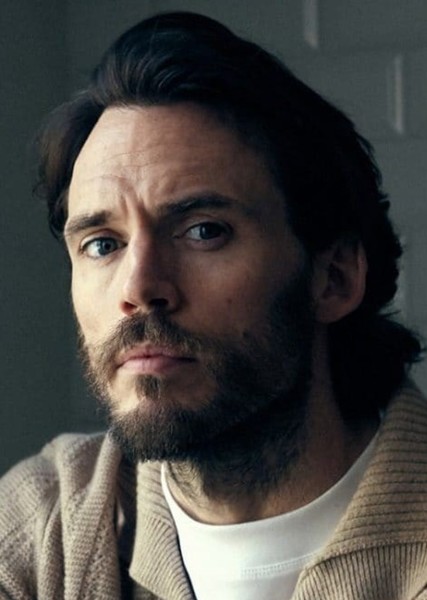 Sam Claflin photo