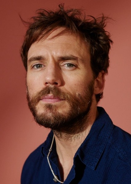 Sam Claflin photo