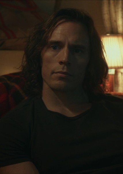 Sam Claflin photo