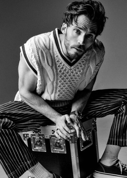 Sam Claflin photo