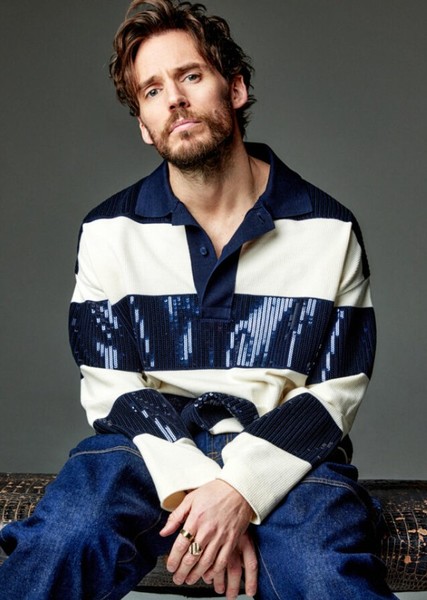 Sam Claflin photo