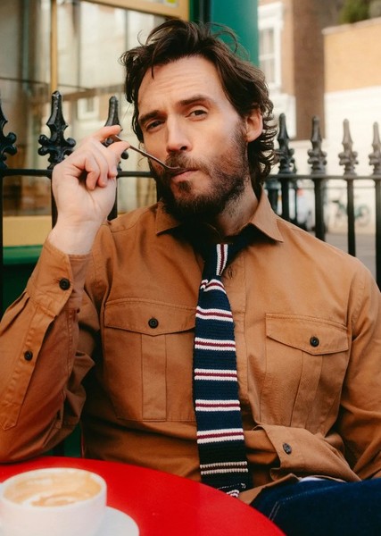 Sam Claflin photo