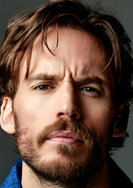 Sam Claflin photo