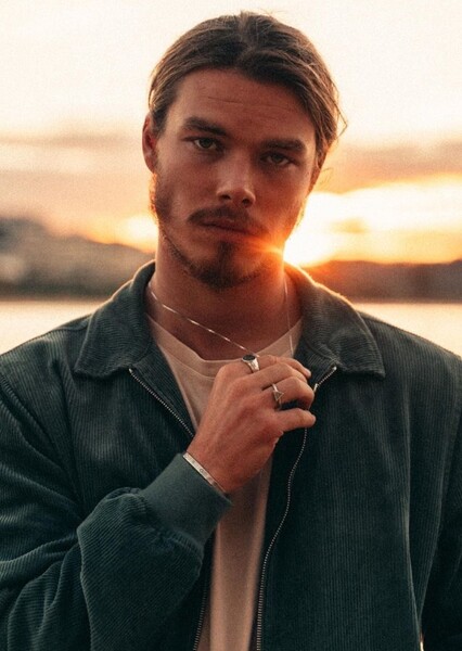 Sam Corlett photo