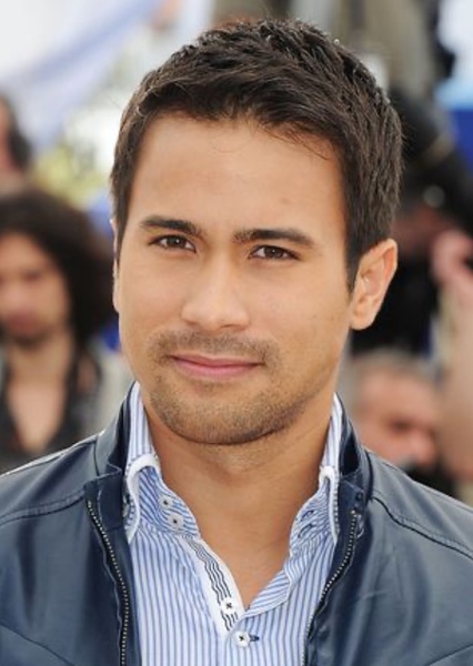Sam Milby photo