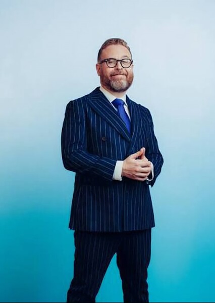 Sam Reich photo
