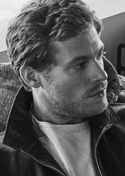 Sam Reid photo