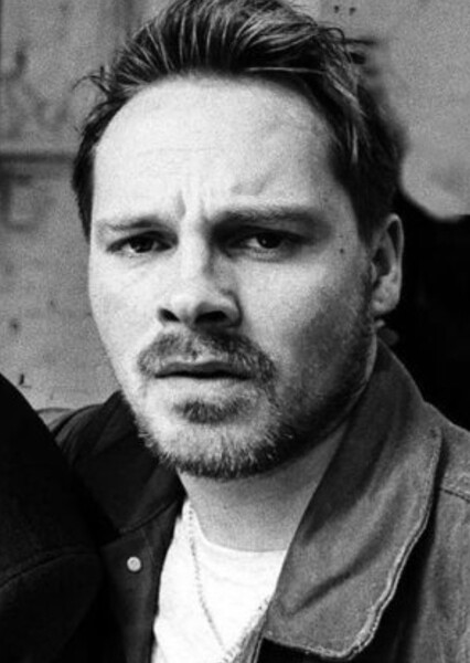 Sam Strike photo