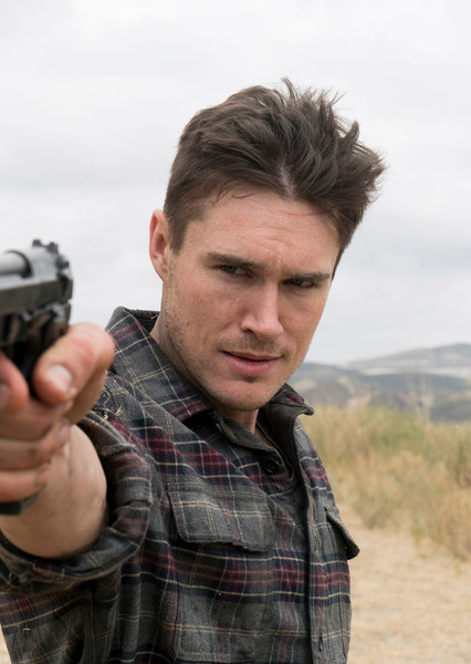 Sam Underwood photo