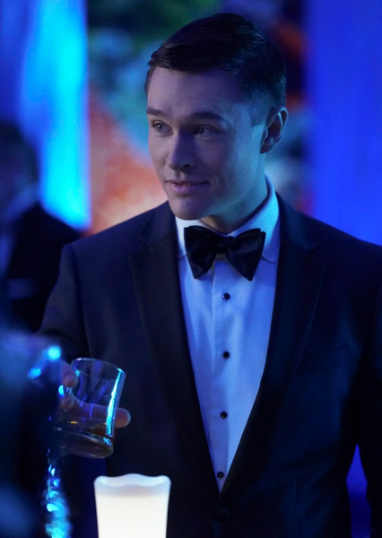 Sam Underwood photo