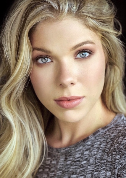 Samantha Brown photo
