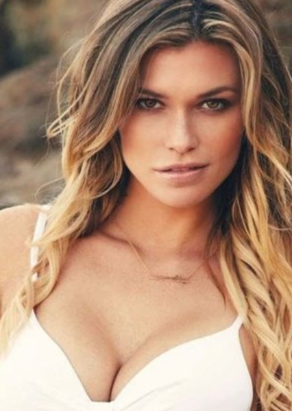 Samantha Hoopes