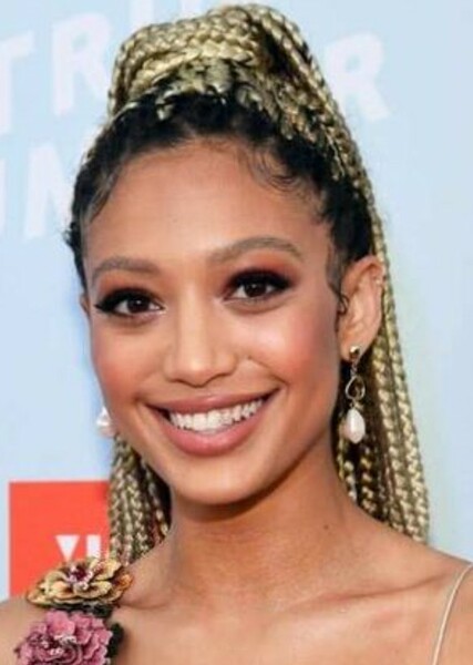 Samantha Logan