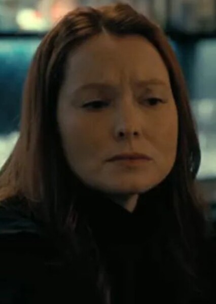 Samantha Sloyan photo