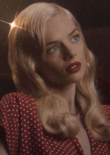 Samara Weaving photo