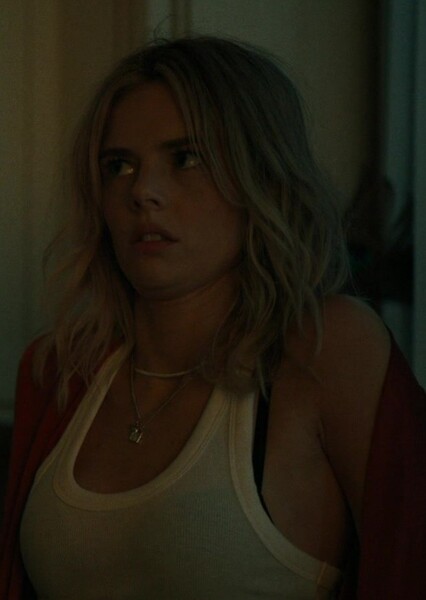Samara Weaving photo