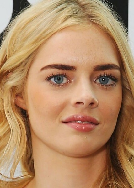 Samara Weaving photo