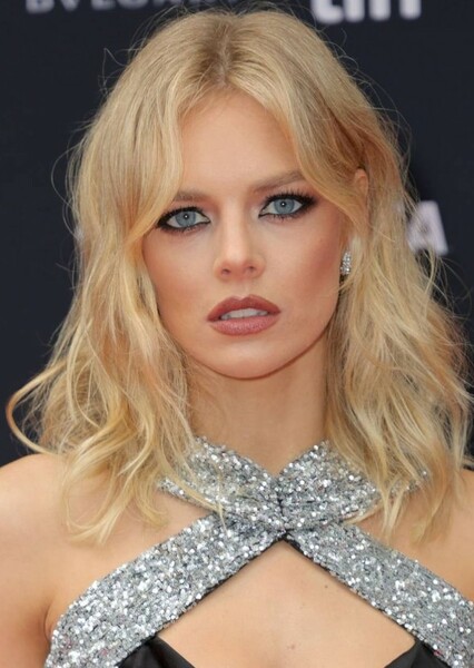Samara Weaving photo