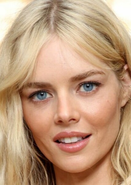 Samara Weaving photo