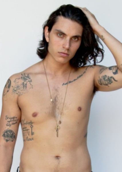 Samuel Larsen photo