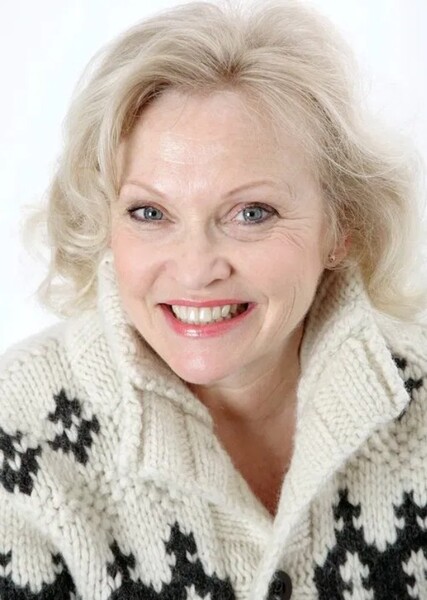 Sandra Dickinson photo