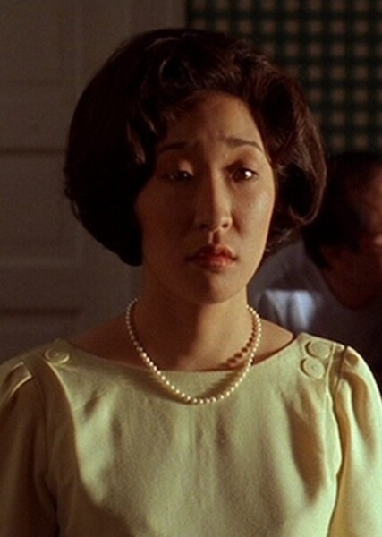 Sandra Oh photo